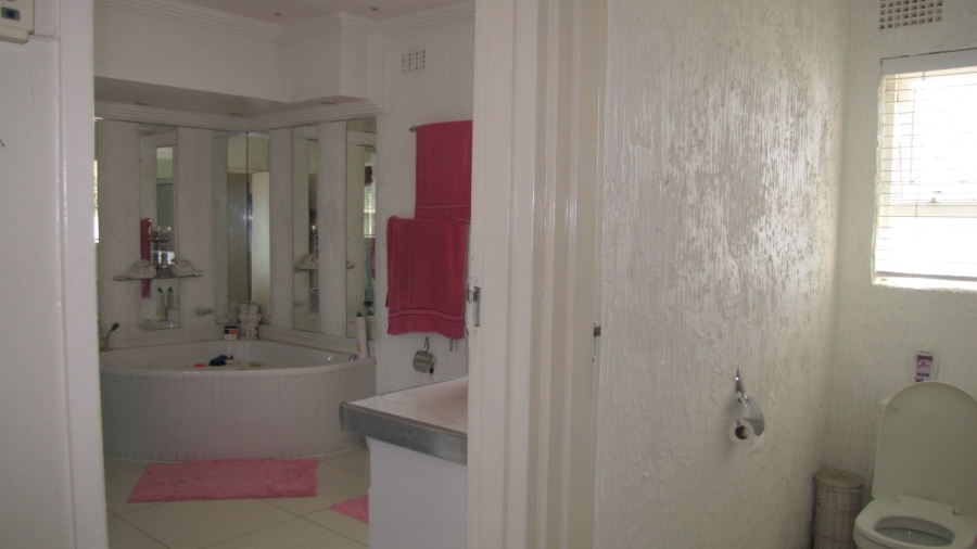 4 Bedroom Property for Sale in Dorchester Heights Eastern Cape